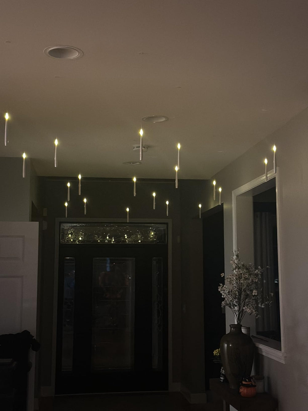 <h2>Why We're The Best When It Comes To Halloween Decor...</h2>